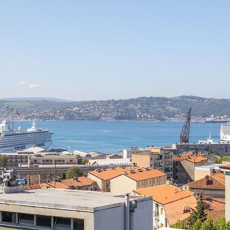 The Black Swan Trieste Exterior photo
