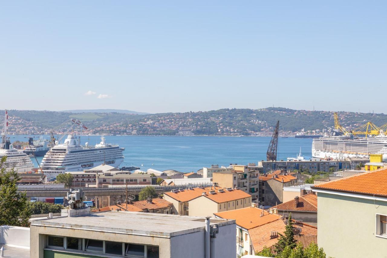 The Black Swan Trieste Exterior photo